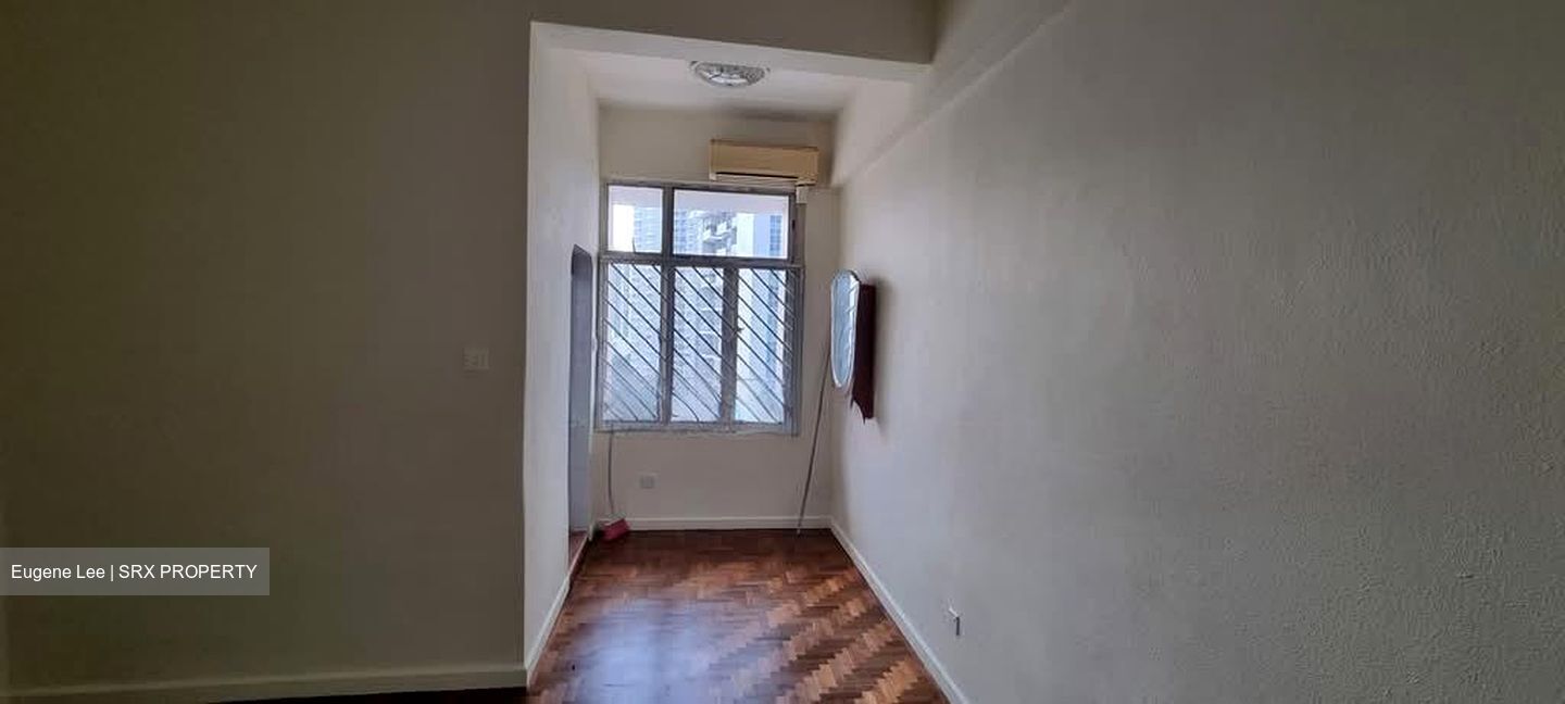 Hoa Nam Building (D8), Apartment #570001921